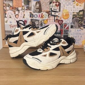 Steve Madden Cream and Black Sneakers